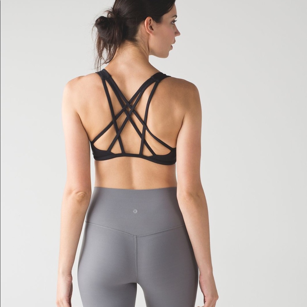 Lululemon Free to be Tranquil Sports bra